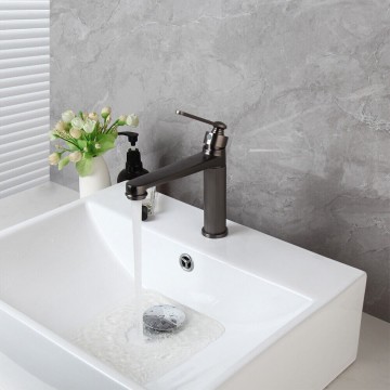 Mooie gun metal meng kraan