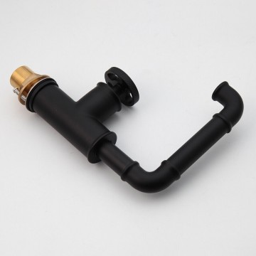 Mooie industriele zwarte mengkraan