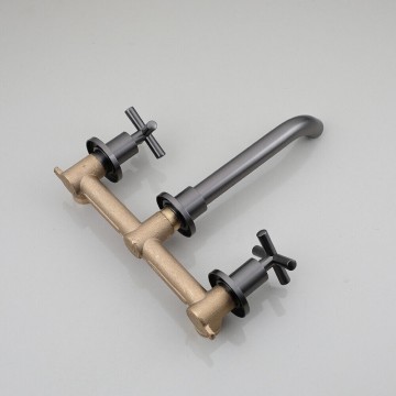 Mooie moderne gun metal inbouw kraan