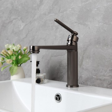 Mooie moderne gun metal mengkraan