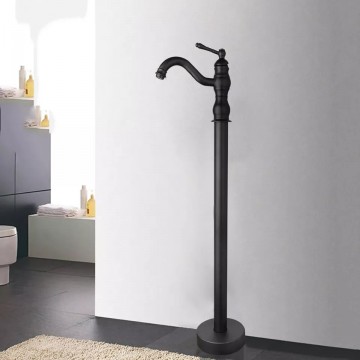 Mooie olie bronzen staande badkraan