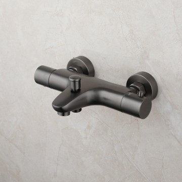 Mooie thermostatische gun metal badkraan