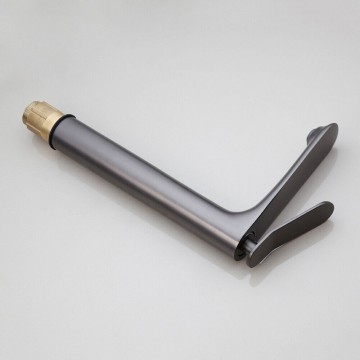Mooie wastafelkraan mengkraan gun metal uitvoering
