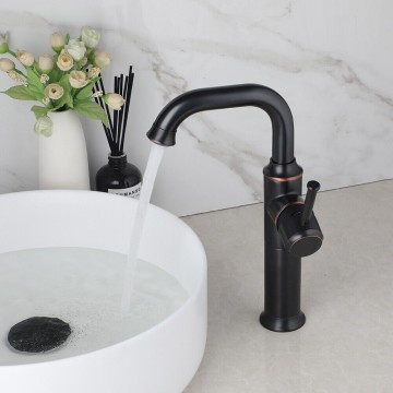 Mooie wastafelkraan olie brons