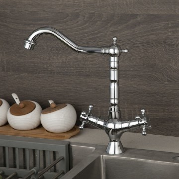 Nostalgische chroom kraan voor keuken of badkamer