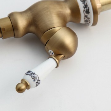 Nostalgische hendel bronzen kraan