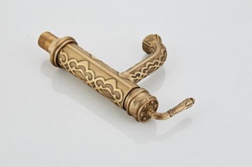 Nostalgische wastafelkraan bronskleurig