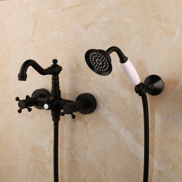 Nostalgische zwarte muurkraan met handdouche