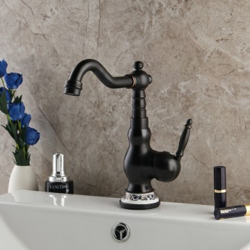 Olie brons wastafel mengkraan voor uw klassieke badkamer