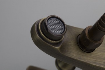 Perlator badkraan bronzen uitvoering