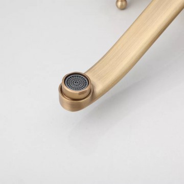 Perlator bronskleurige nostalgische muurkraan