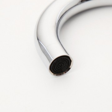 Perlator chroom wastafelkraan draaibaar