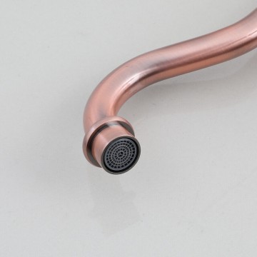 Perlator koperkleurige wastafelkraan