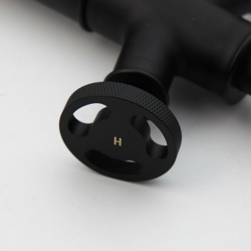 Retro zwarte mengkraan hendels