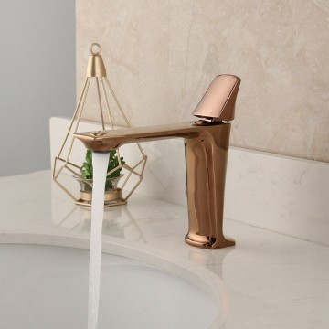 Rose gouden mengkraan