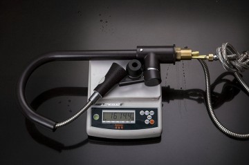 Stijlvolle Olie brons keukenkraan met zwart / olie bronzen afwerking en uittrekbare sproeikop