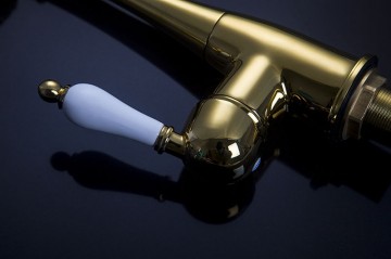 Nostalgische wastafelkraan Klassiek model goud antiek afgewerkt keukenkraan