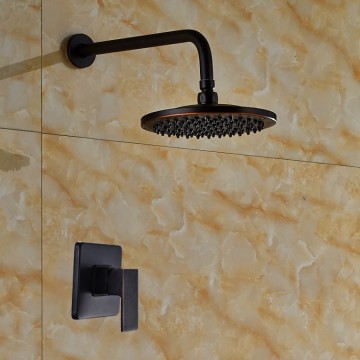 Inbouw olie brons gewreven regendouche, nostalgische uitstraling.