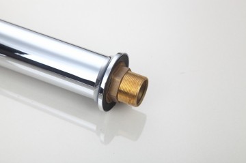 Nostalgische retro chroom wastafelkraan klassieke uitvoering