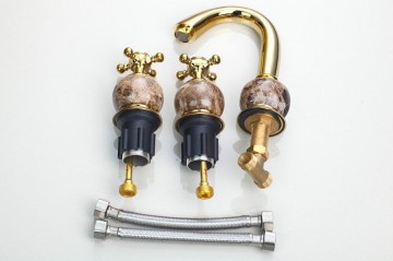 3 delige Gouden badkraan voor montage op badrand of voor wastafel nostalgische look