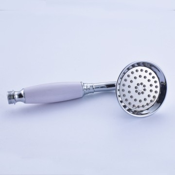 Nostalgische chroom afgewerkte handdouche met keramiek handvat