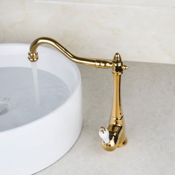 Nostalgische wastafelkraan Klassiek model goud antiek afgewerkt keukenkraan