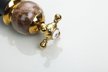 3 delige Gouden badkraan voor montage op badrand of voor wastafel nostalgische look