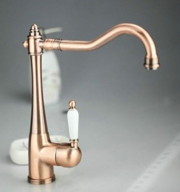 Nostalgische wastafelkraan Klassiek model Koper glanzend