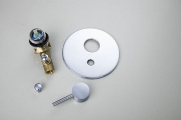 Chroom inbouw douche-set met plafond bevestiging.