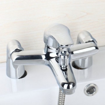 Badkraan voor montage op badrand chrome inclusief handdouche