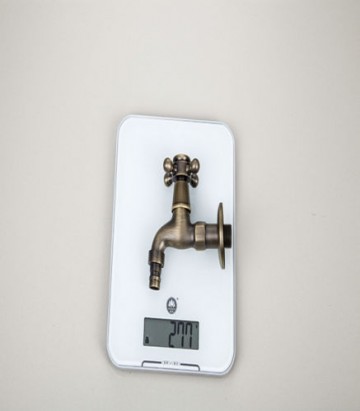 Retro wasmachine kraantje brons nostalgisch afgewerkt