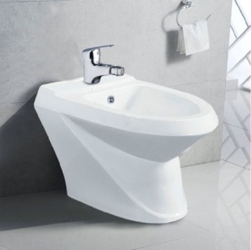 Bidet kraan voor uw badkamer chroom design kraan