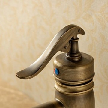 Nostalgische wastafelkraan Klassiek model Brons afgewerkt