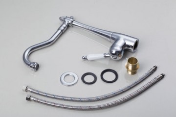 Nostalgische wastafelkraan Klassiek model chroom glanzend