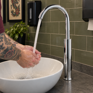 Sensomatica altes hoge chroom sensor kraan 1
