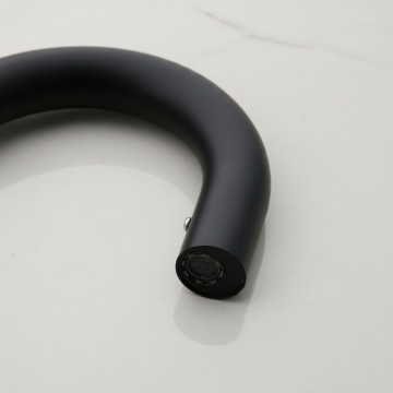 Sensomatica cesaro zwart 190mm sensorkraan koud 4