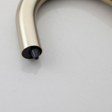 Sensomatica sensor zeepdispenser cesaro geborsteld goud 8