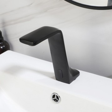 Sensomatica sesorkraan zwart koud model 10