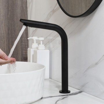 Sensomatica zwarte sensorkraan 31cm 2