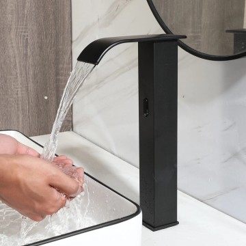 Sensomatica zwarte waterval sensorkraan 4