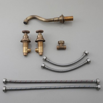 Set bronskleurige muurkraan