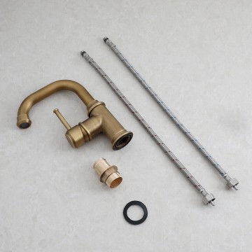 Set bronskleurige wastafelkraan