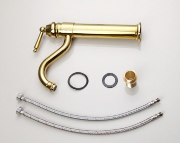 Set goud gepolijste mengkraan