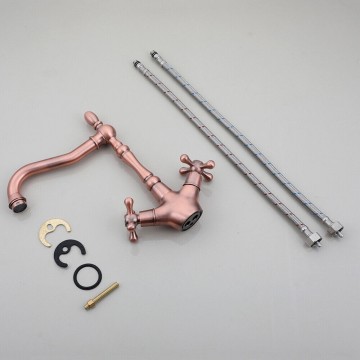 Set koperkleurige mengkraan