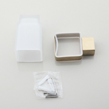 Set mat gouden bekerhouder voor de badkamer