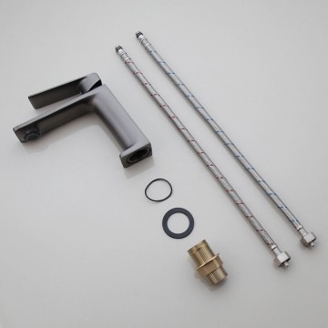 Set mooie wastafelkraan gun metal uitvoering