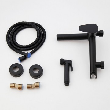 Set zwarte bidetsproeier mengkraan