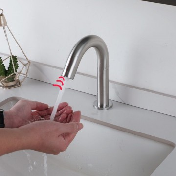 Sfeer sensorkraan geborsteld nikkel 0