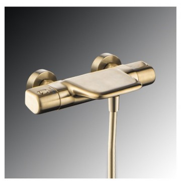 Thermostatische gouden waterval badkraan 5