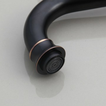 Tuit olie bronzen kraan